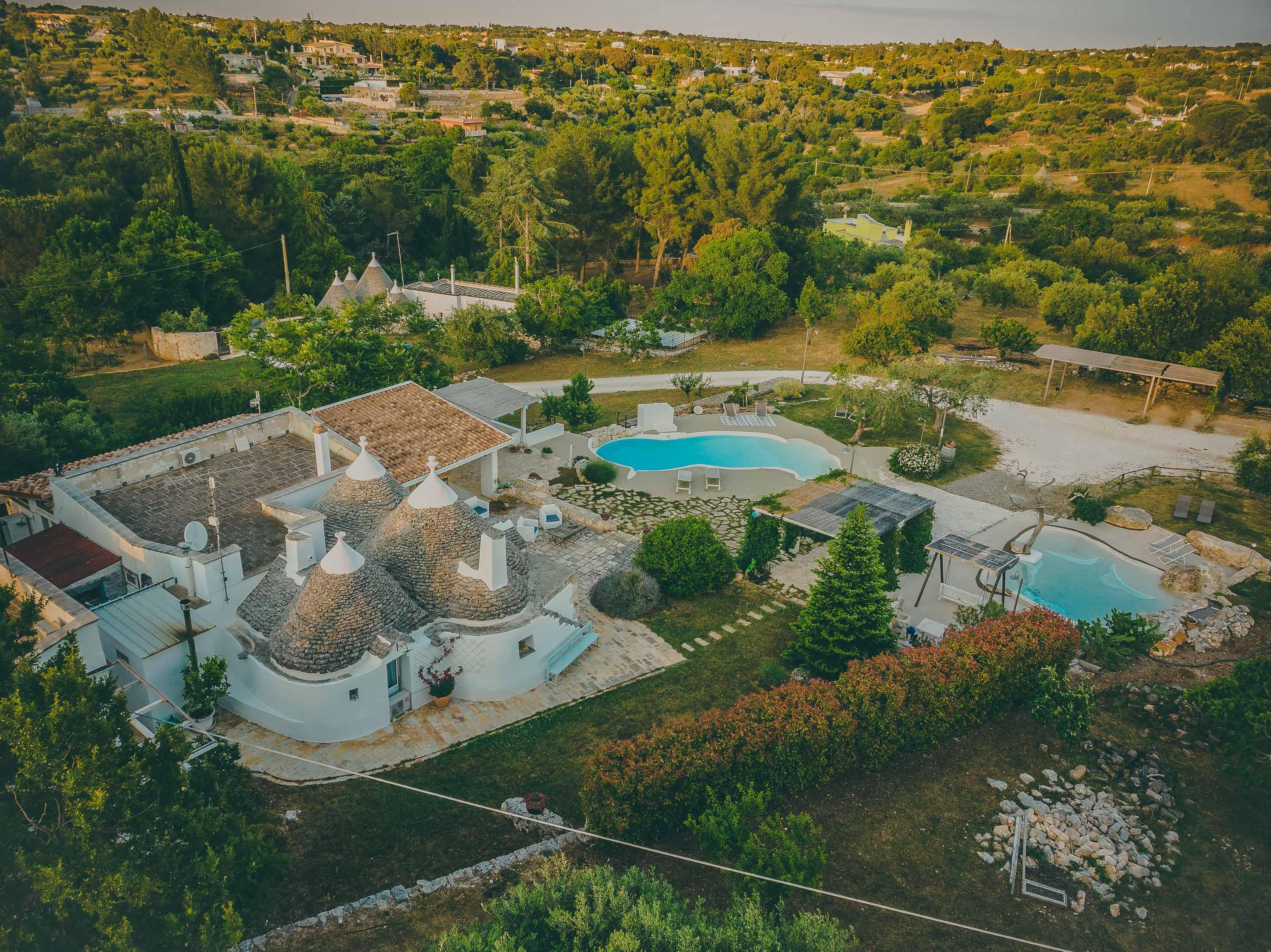 مبيت وإفطار بوتينيانو Trulli Terra Magica المظهر الخارجي الصورة